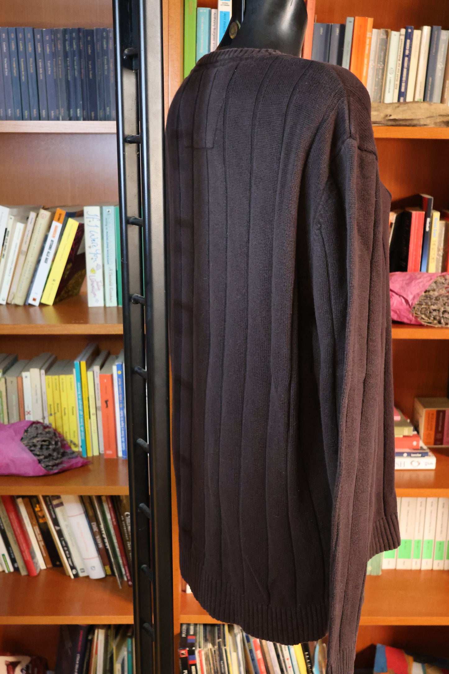 Maglione marrone cioccolato