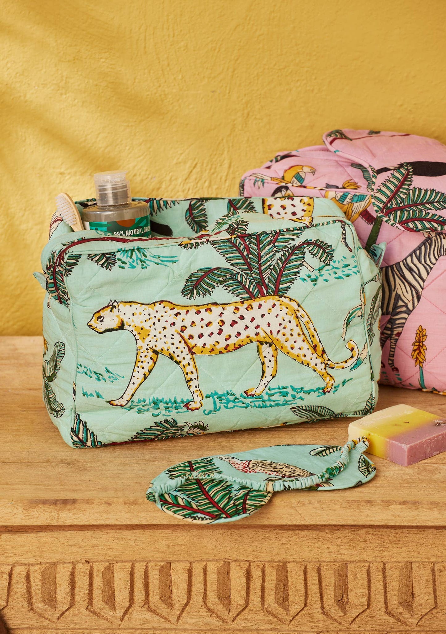 Jungle Pochette: Azzurrina