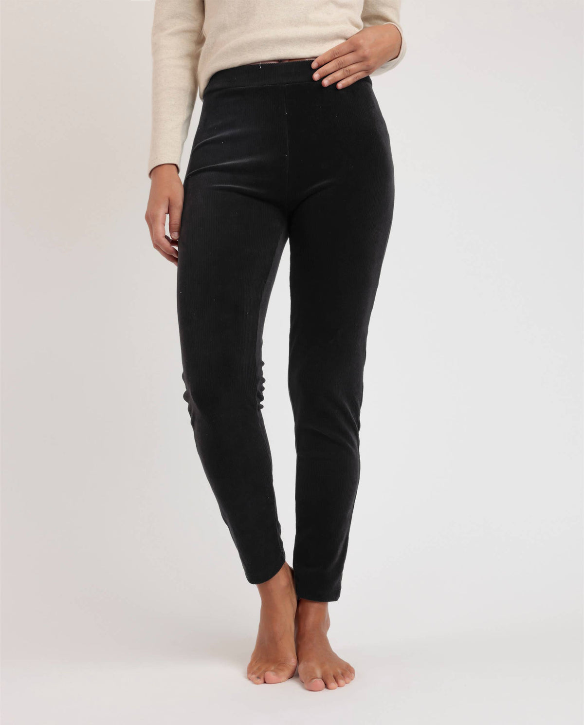 CORDUROY STRETCH TROUSERS: BLACK / S