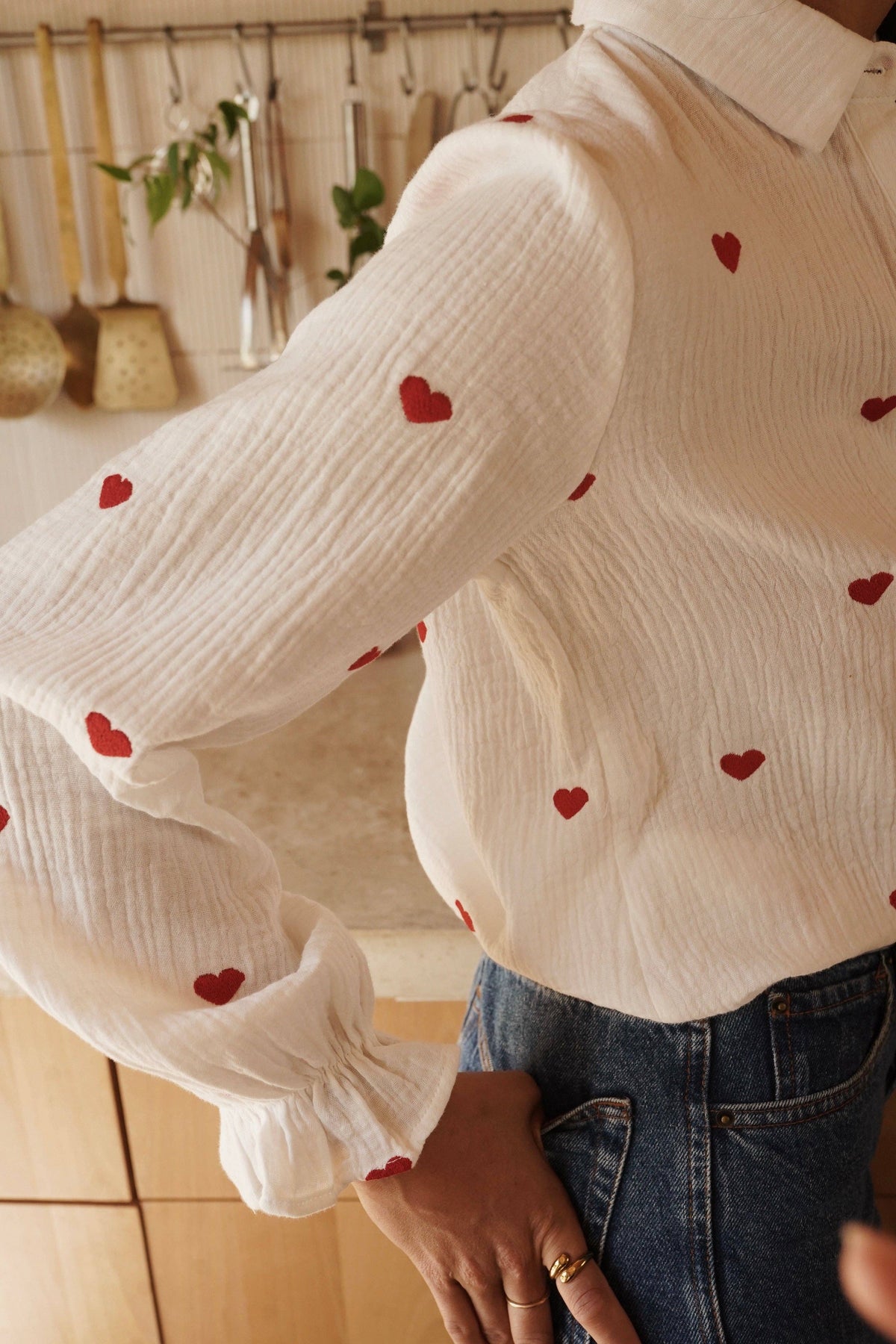 Lou Shirt: White / S/M