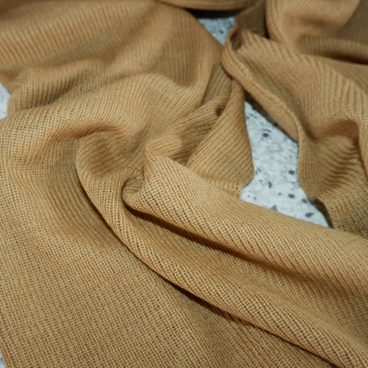 100% Merino wool scarf for men or women - Unisex beige wool: Chocolate