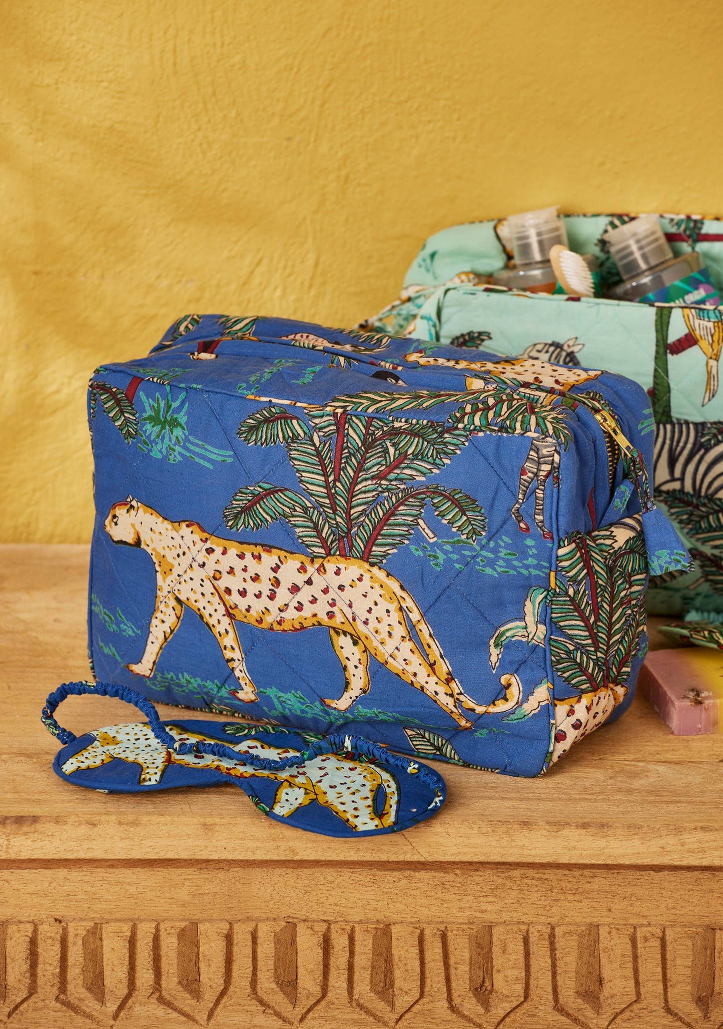 Jungle Pochette: Blue