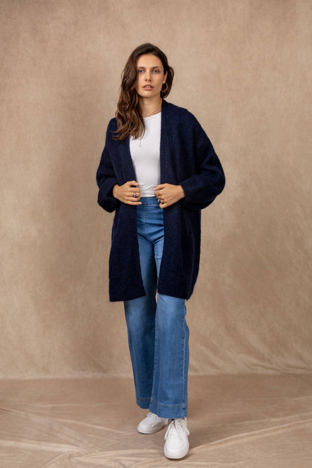 Long cardigan with long sleeves in mohair and wool: Bleu marine / Taille unique