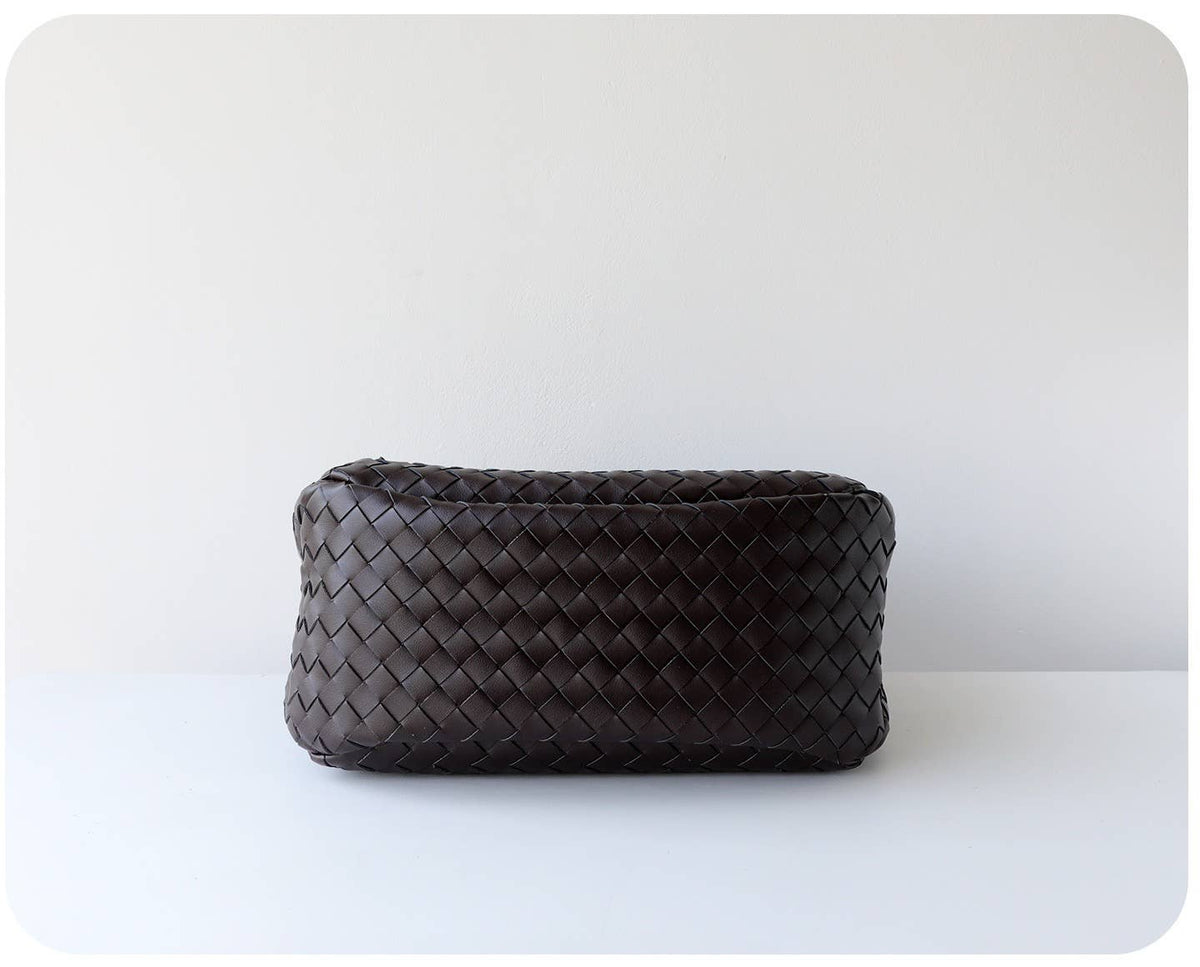 Hand-Woven Leather Bucket Shoulder Bag: Coffee