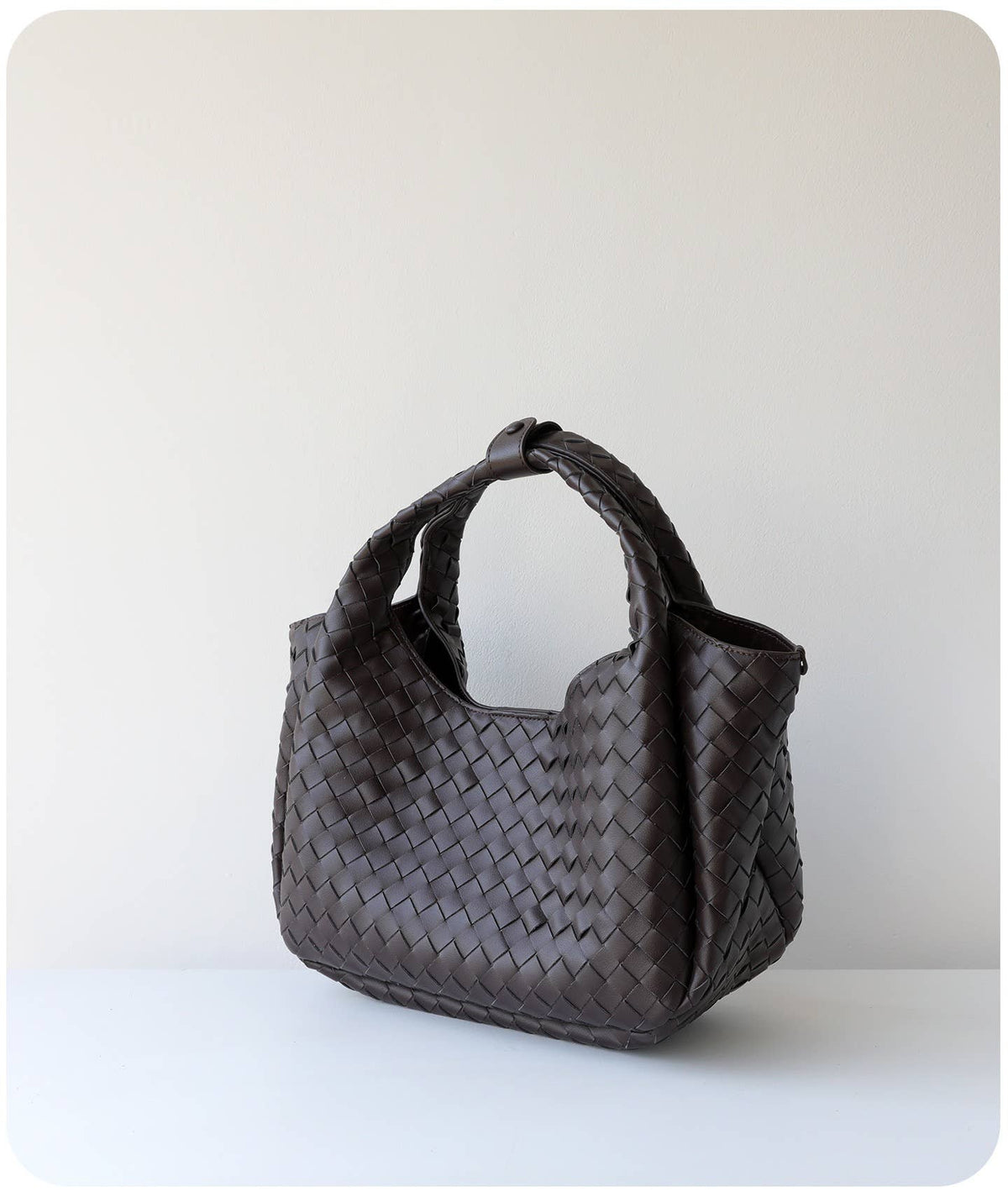 Hand-Woven Leather Bucket Shoulder Bag: Coffee