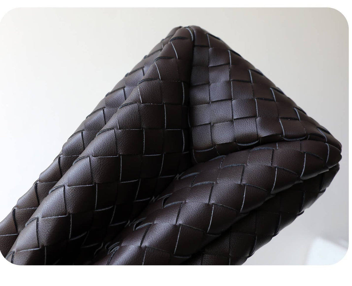 Hand-Woven Leather Bucket Shoulder Bag: Coffee