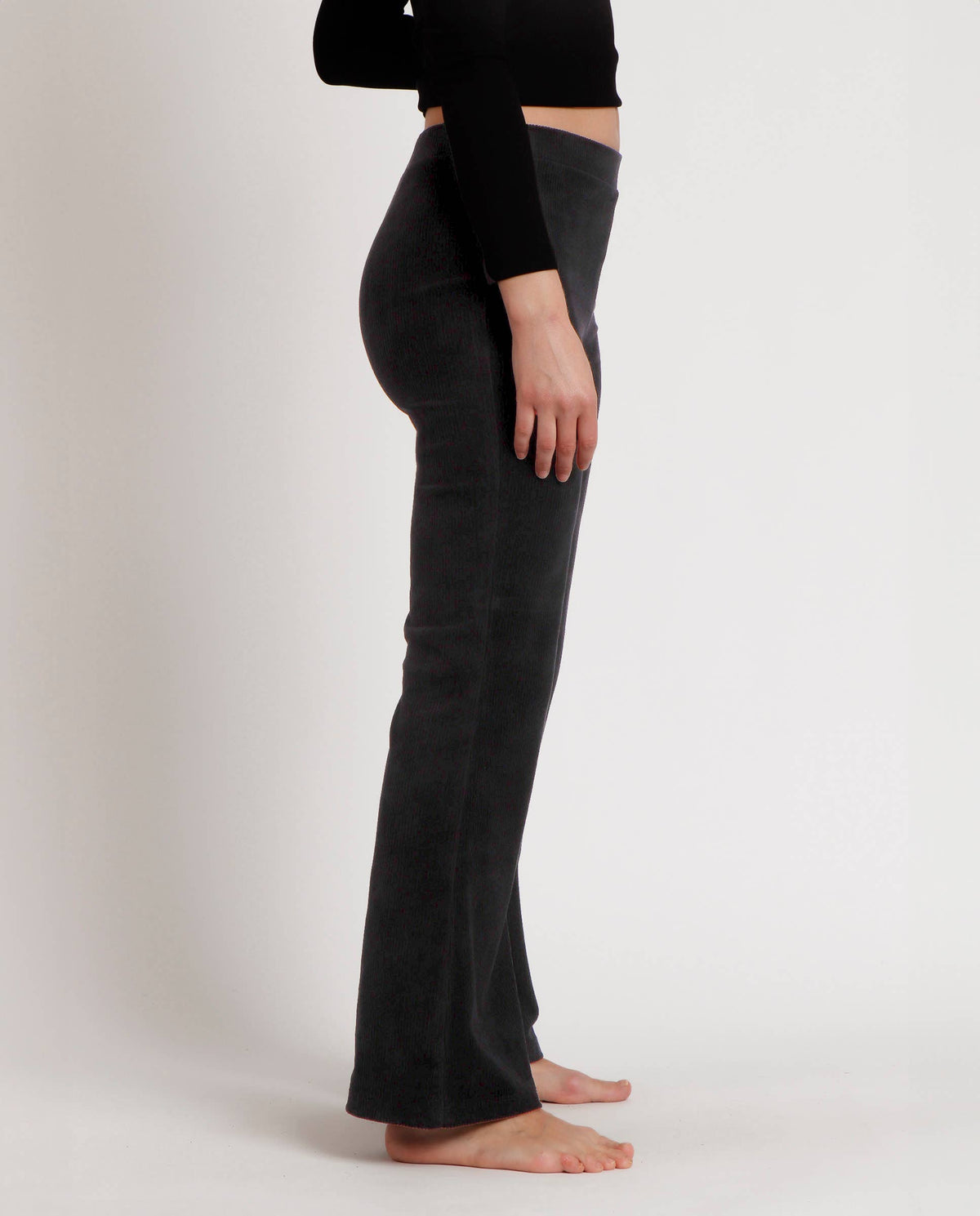 CORDUROY STRETCH FLARE TROUSERS: BLACK / M