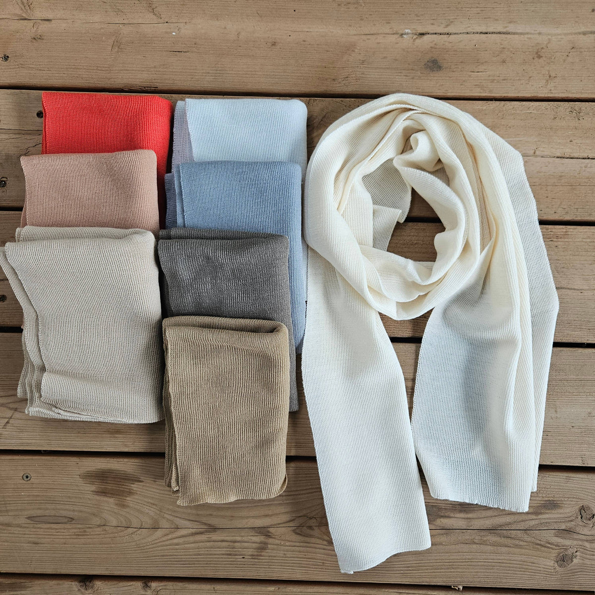 100% Merino wool scarf for men or women - Unisex beige wool: Chocolate