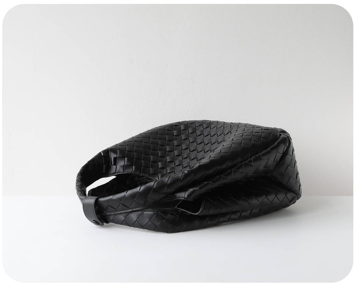 Hand-Woven Leather Bucket Shoulder Bag: Coffee