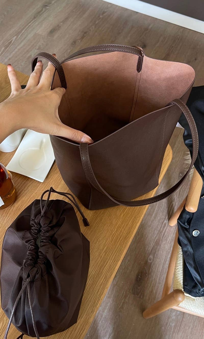 Genuine Leather Minimalism Bucket Shape Shoulder Tote Bag: Black
