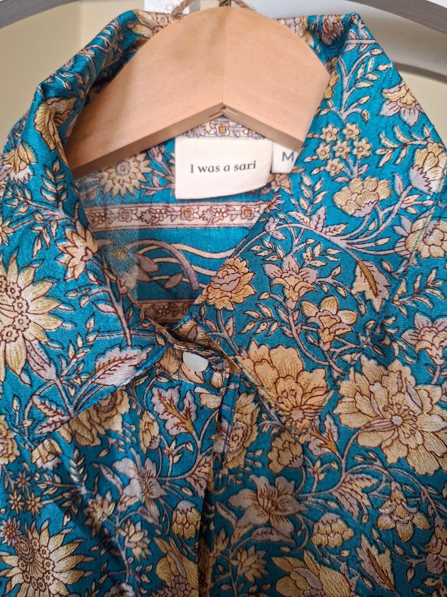 Tuta jumpsuit fatta a mano azzurra I Was a Sari sustainable fashion, M