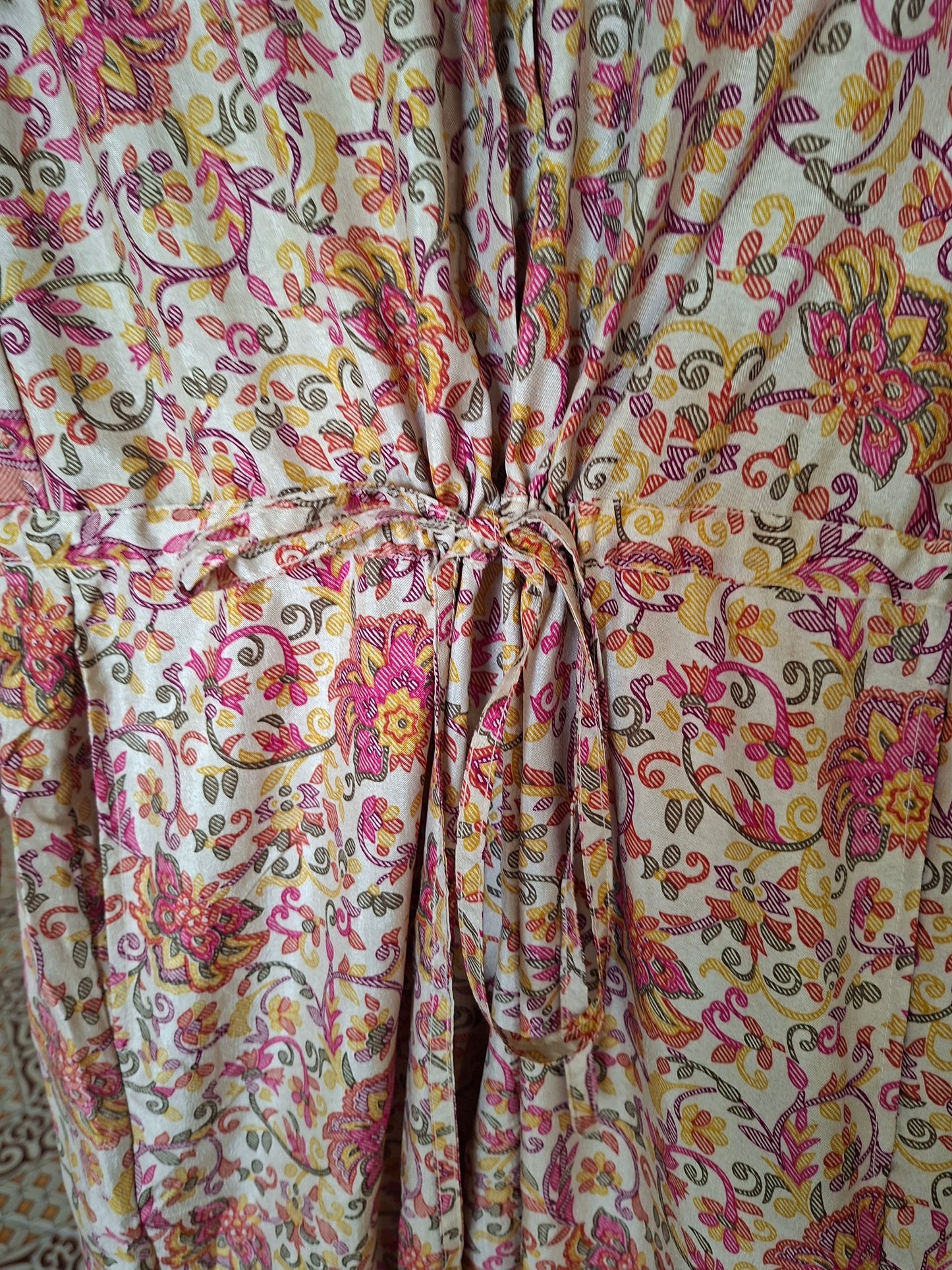 Tuta jumpsuit fatta a mano crema e rosa I Was a Sari sustainable fashion, M